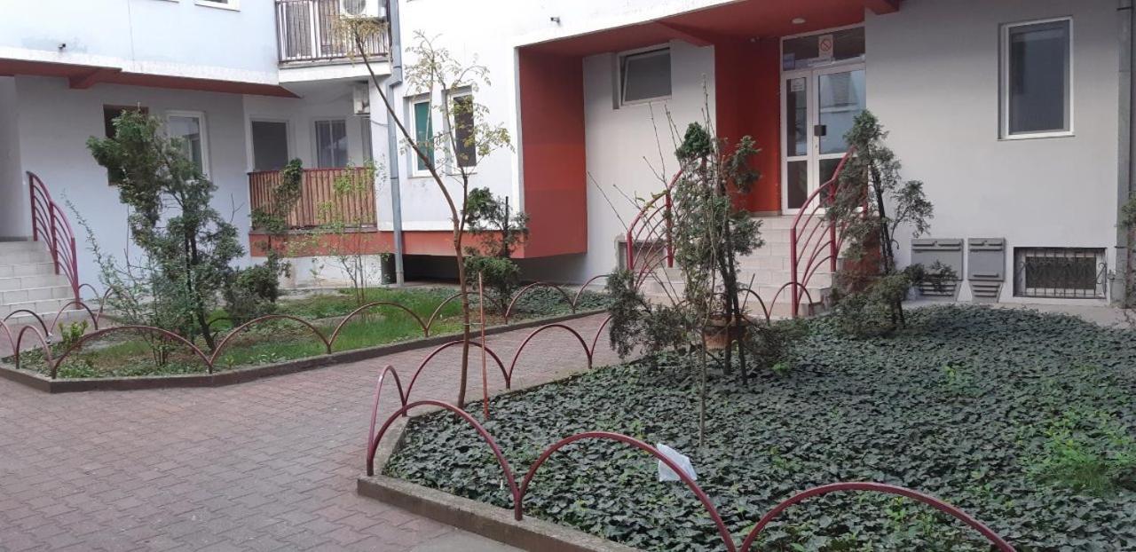 Sweet Home Center Apartment Novi Sad Exterior foto